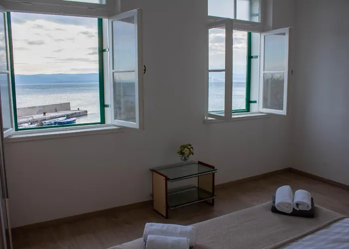 Апартаменты Apartman Central Pisak *